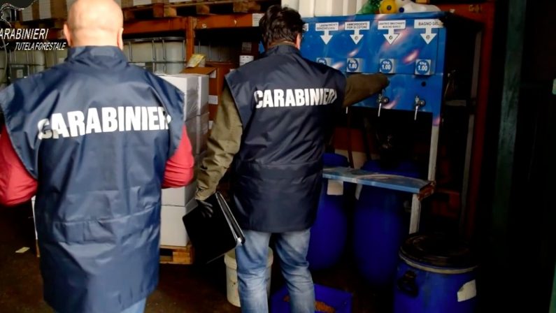 Ponticelli: Fabbrica di detersivi abusiva con 4  lavoratori "in nero"