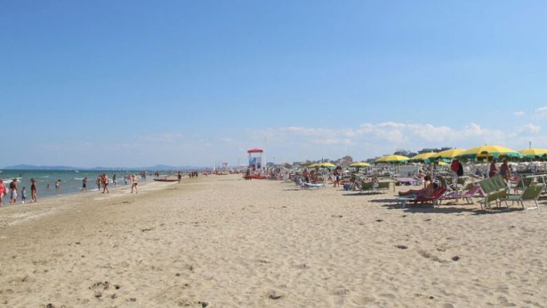 Dal 23 maggio riaprono gli stabilimenti balneari in Emilia Romagna