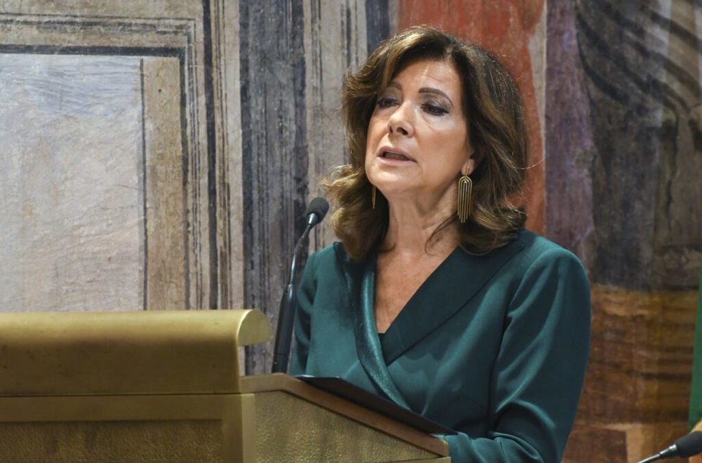 Casellati “C’è rischio che la mafia faccia da banca, Stato intervenga”