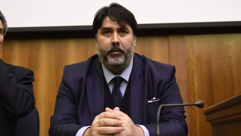 Solinas “Lombardi nostri amici, ma screening serve per vacanze sicure”