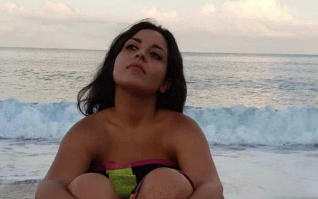 Fotocontest Il Quotidiano ti Premia, ecco la foto vincitrice: Volevo vedere l’alba sul mare di Benedetta Dinapoli #quotidianodelsudchallenge