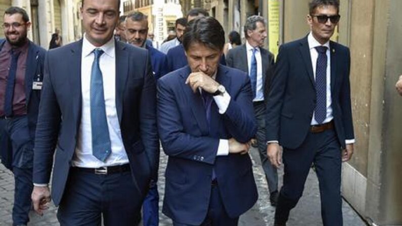 Contratto scaduto per Casalino, il gruppo M5S alla Camera: “Non più richiesta la sua prestazione”