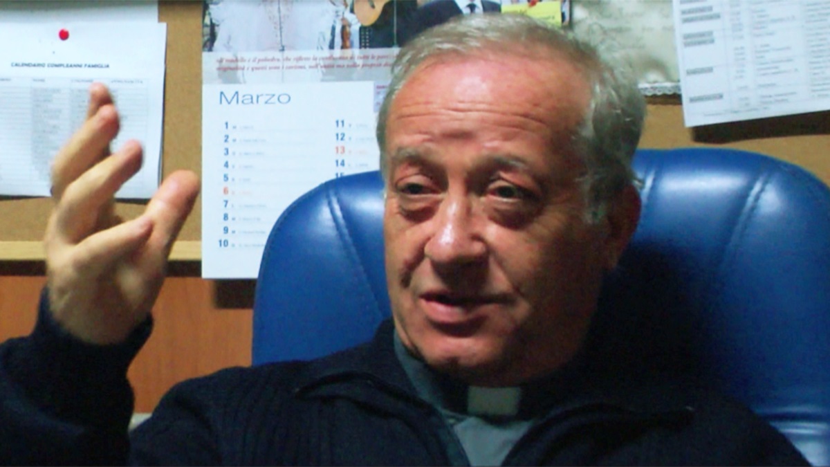 https://www.quotidianodelsud.it/wp-content/uploads/2020/05/Don-Edoardo-Scordio.jpg