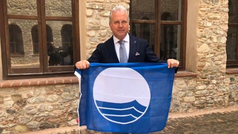 Bandiera Blu a Rocca Imperiale, il sindaco Ranù: «Premiati i nostri sforzi»