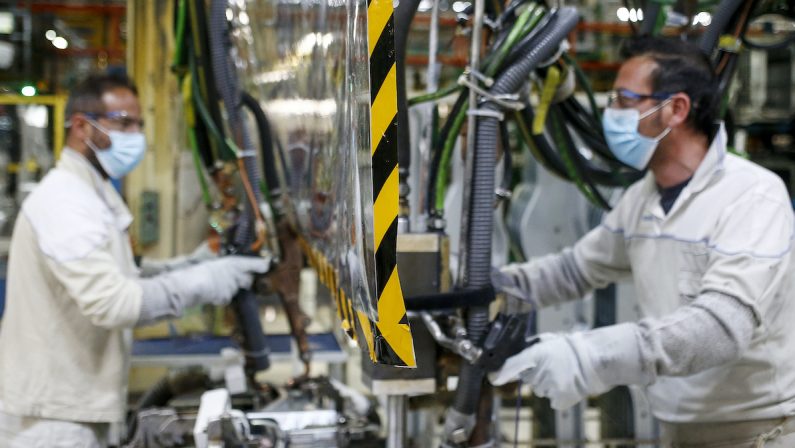 Sud: Confindustria-Srm, la ripresa sarà debole. Nel 2021 il Pil salirà solo del 1,2%