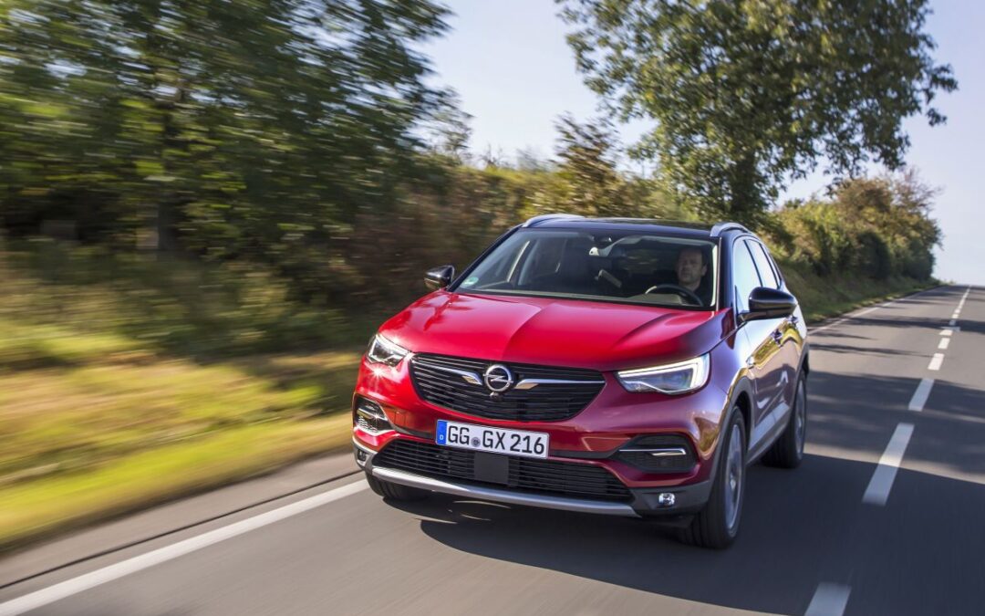 L’estate è l’occasione per andare in vacanza con Opel Grandland X