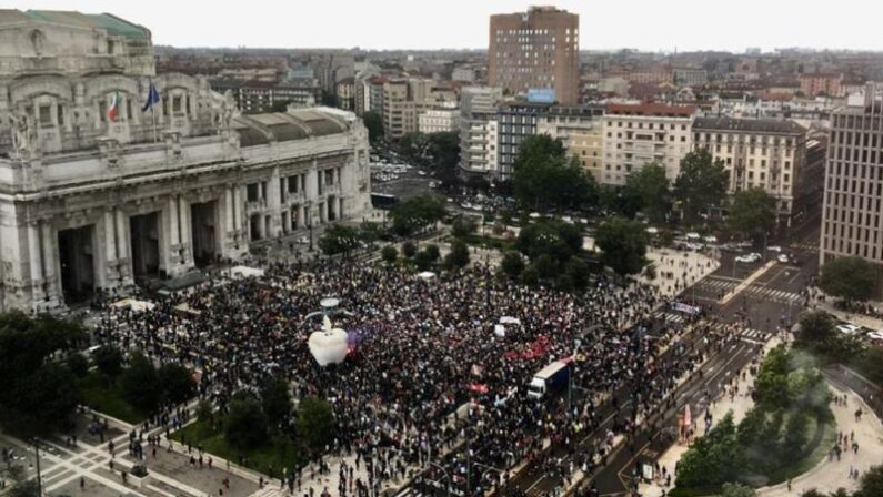 “I can’t breathe”, a Roma e Milano manifestazioni per George Floyd
