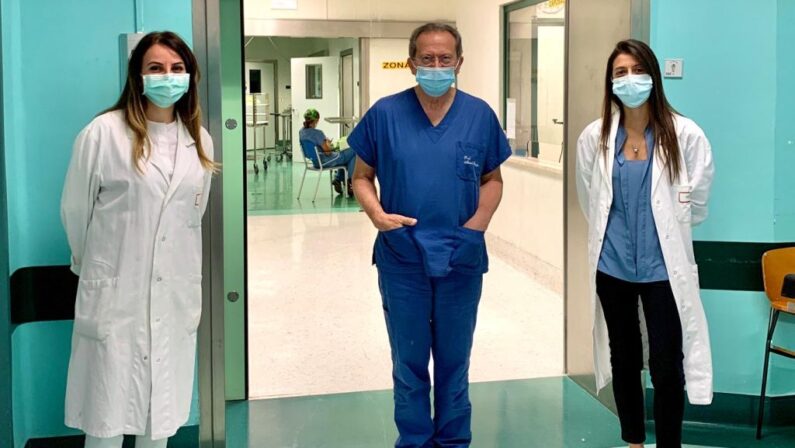 Al Policlinico di Bari trapianto rene su un paziente sveglio