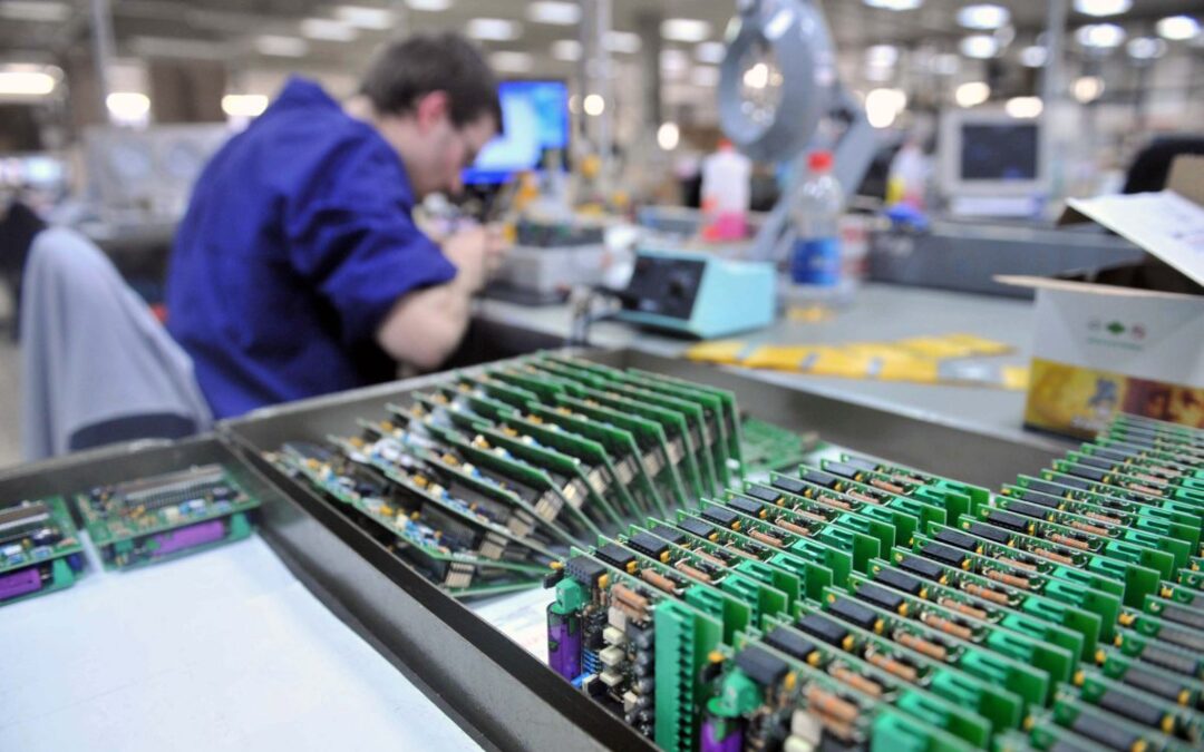 Industria elettronica, ad aprile fatturato -42,6%