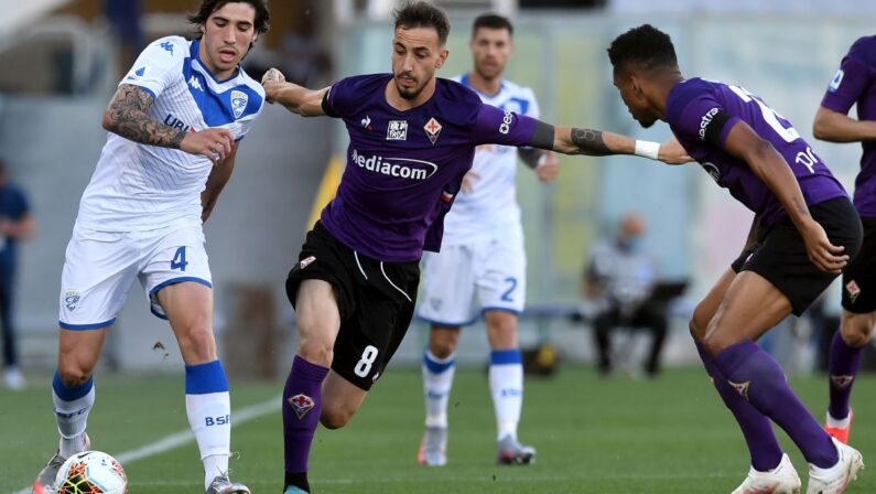 Pezzella risponde al rigore di Donnarumma, Fiorentina-Brescia 1-1