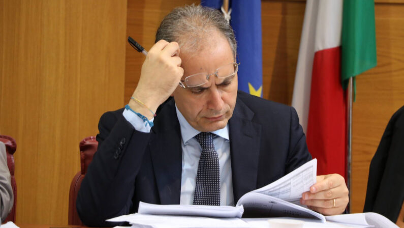 Incandidabilità del sindaco Mascaro a Lamezia Terme: sul nuovo processo d'appello si decide il 14 luglio