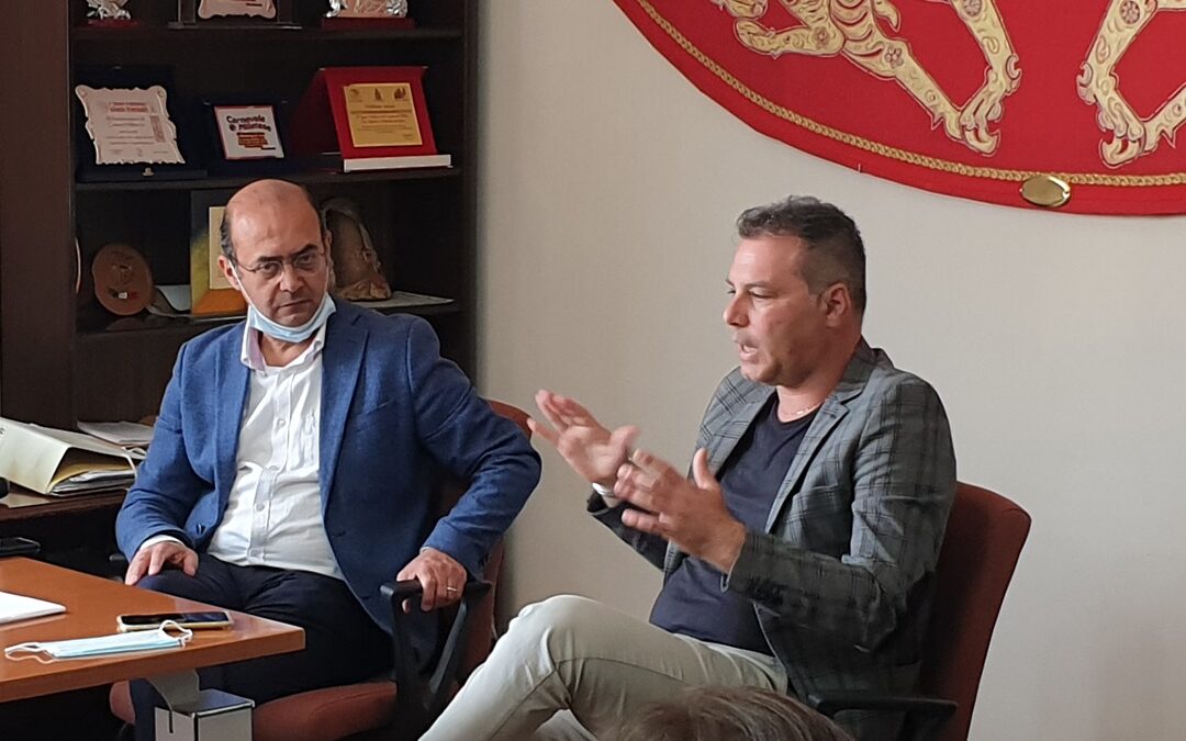 Il sindaco Salvatore Fortunato Giordano e il presidente della Provincia Salvatore Solano