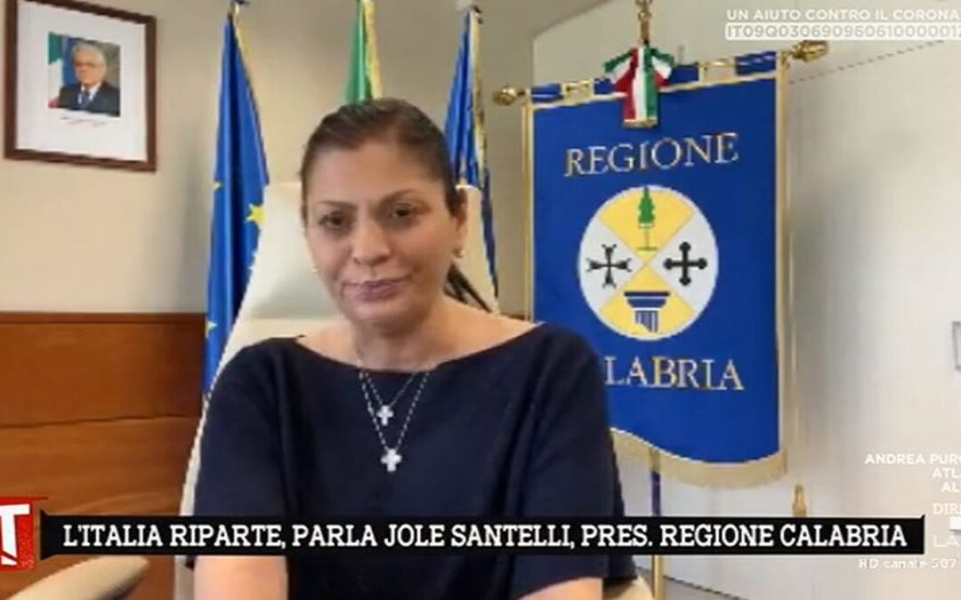 Fase 3 in Calabria, la Santelli ribadisce «Basta registrarsi» ma aggiunge nelle stazioni «rileveremo la temperatura»
