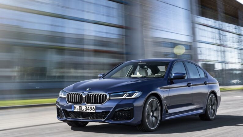 Con l’estate arrivano le nuove BMW Serie 5 Berlina e Touring