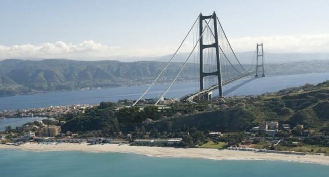 Una simulazione del ponte sullo Stretto