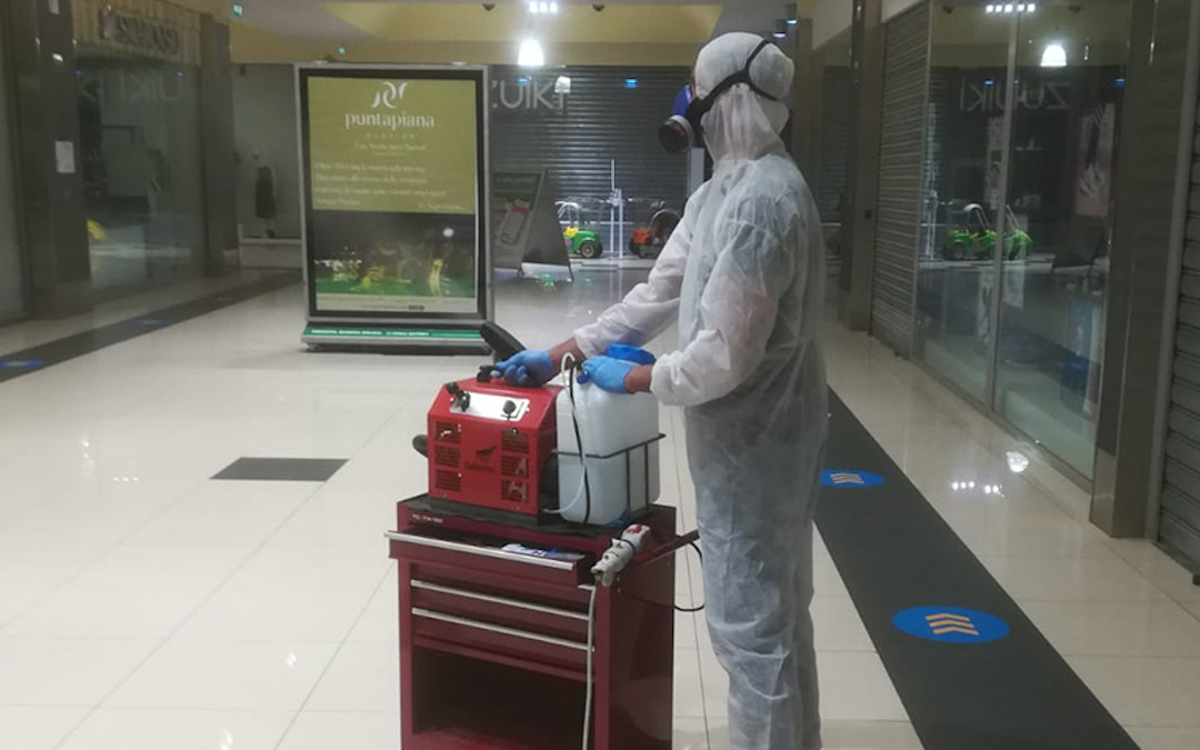 La sanificazione dei locali del Vibo Center