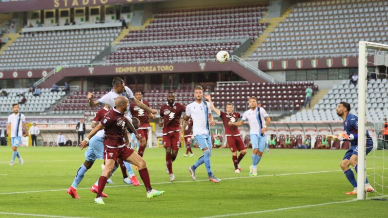 La Lazio vince ancora in rimonta: battuto il Torino 2-1