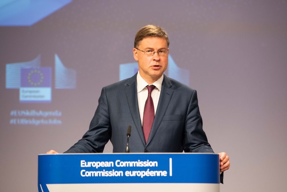 Mes, Dombrovskis “E’ senza condizionalità, come voleva l’Italia”