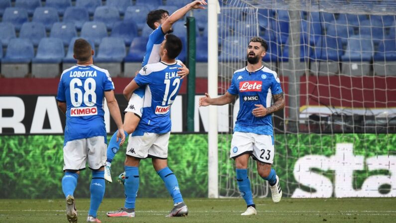 Il Napoli passa a Marassi, battuto il Genoa 2-1