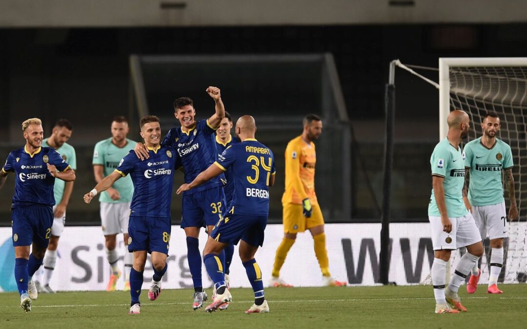 Inter ribalta il Verona, ma alla fine fa 2-2 e scivola al 4° posto