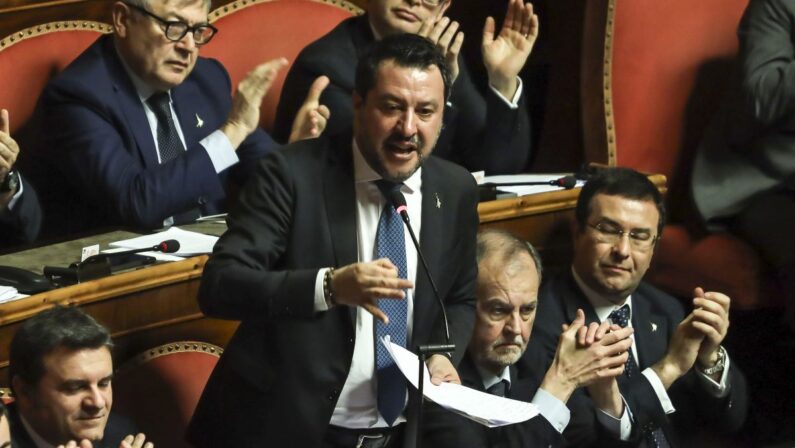 Coronavirus, Salvini al Governo “Non potete ricattare il Paese”