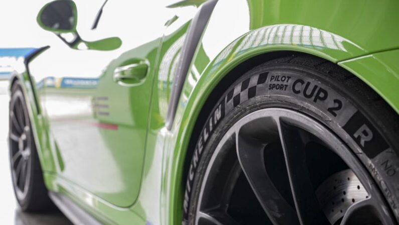 Michelin, nuova offerta pneumatici da pista per 2 e 4 ruote