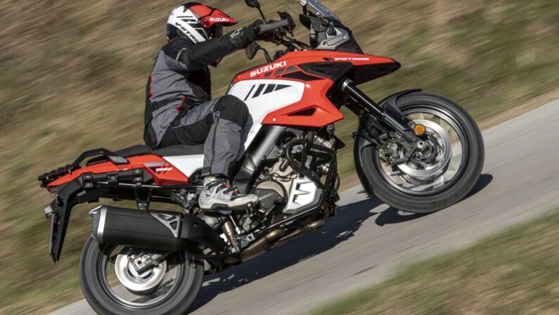 Suzuki, il V-Strom Tour fa tappa in Umbria e in Sardegna