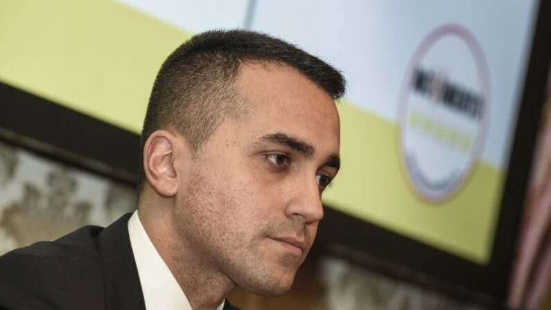 M5S, Di Maio “Conte capo politico? Si iscriva, sarebbe una risorsa”