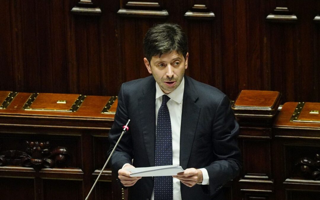 Sanità, Speranza “Dal Mes o dal Recovery Fund almeno 20 miliardi”