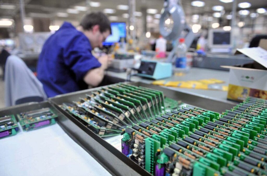 Industria, i prezzi di produzione a giugno recuperano lo 0,5%