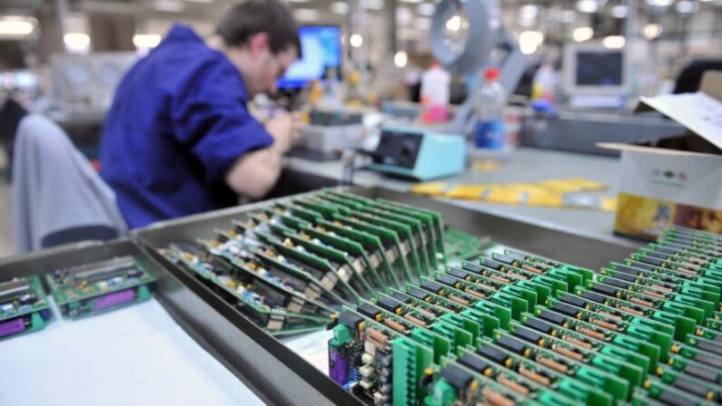 Industria, i prezzi di produzione a giugno recuperano lo 0,5%