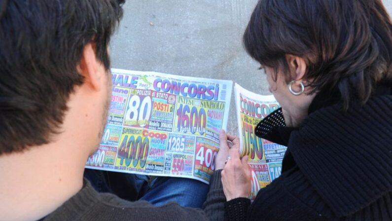 A giugno la disoccupazione risale all’8,8%, tra i giovani al 27,6%