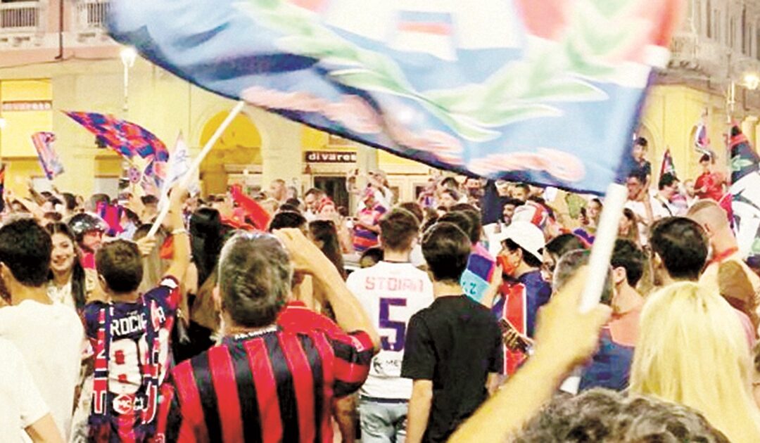 Il Crotone torna in Serie A, un cammino esaltante coronato nell’esplosione di gioia della città