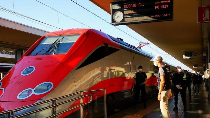 Trenitalia ripristina per il mese di aprile il Frecciarossa notturno Milano-Reggio Calabria