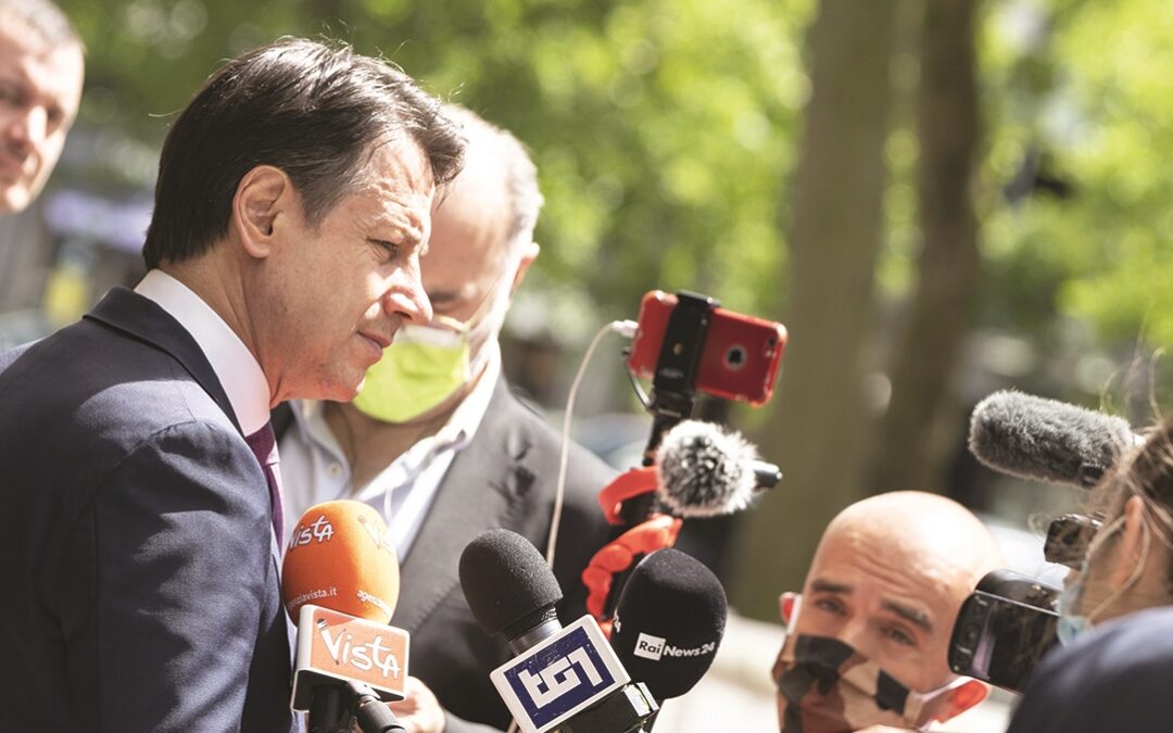 Il presidente del consiglio Giuseppe Conte durante il summit di Bruxelles