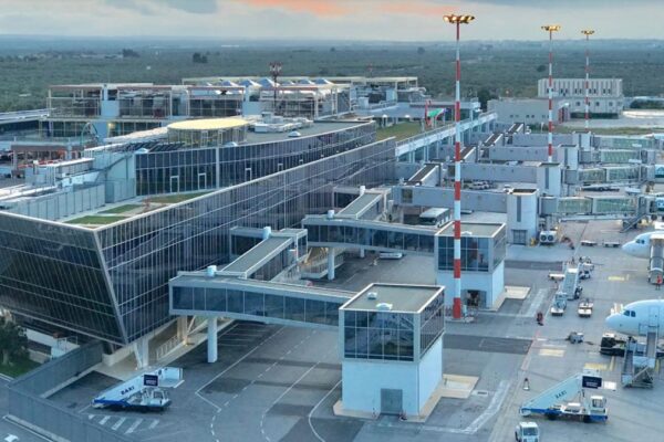 aeroporto bari palese