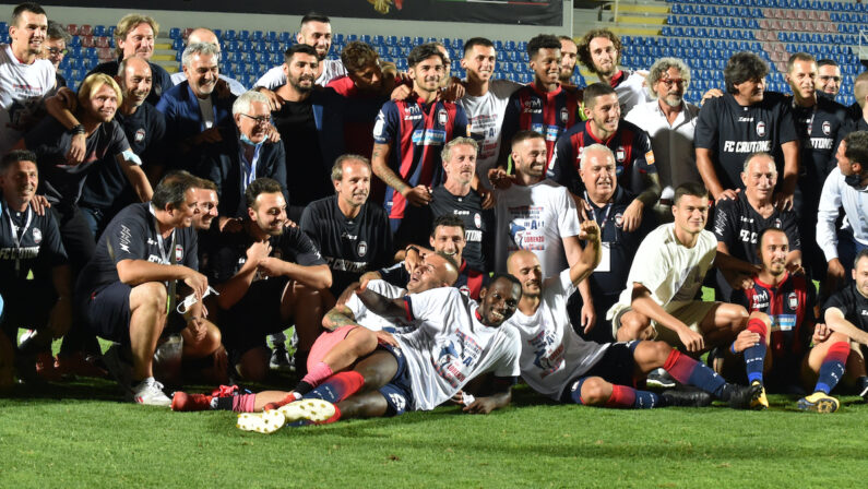 Crotone spacciato per i boomakers: retrocessione molto probabile insieme a Spezia e Benevento