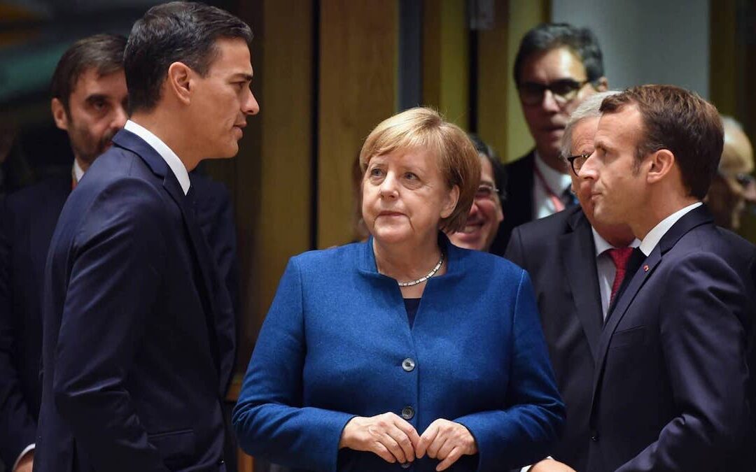 Pedro Sanchez, Angela Merkel e Emmanuel Macron