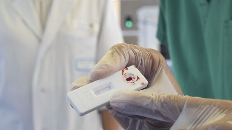 Coronavirus, 295 nuovi casi ma guariti superano quota 200 mila
