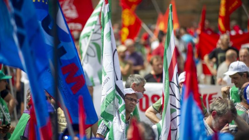 Contratti, Confindustria “Inutile evocare sciopero generale”