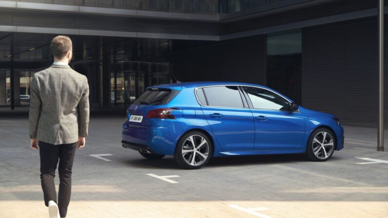 Nuova gamma Peugeot 308 ordinabile in Italia