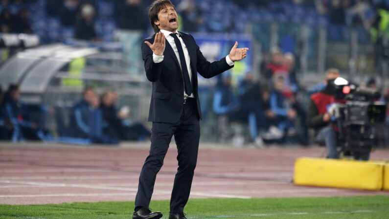 Conte “L’Inter deve meritarsi la semifinale, attenti al Bayer”