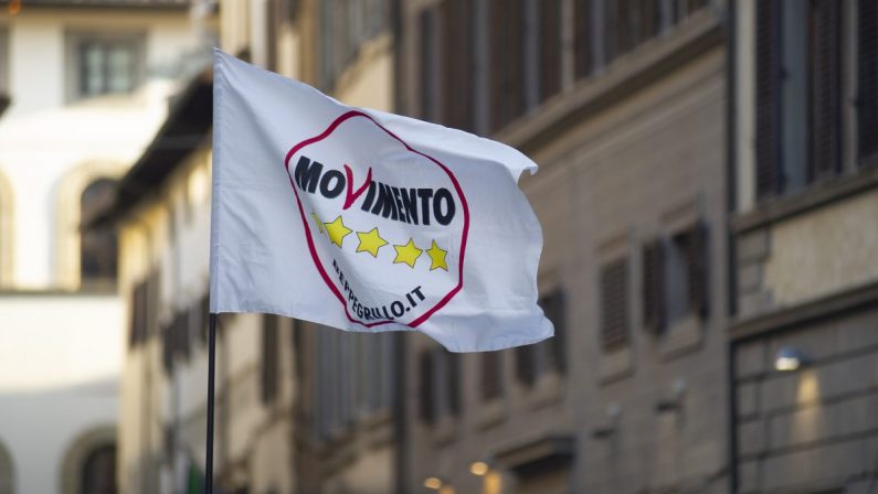 Da iscritti M5S via libera a terzo mandato e alleanze alle Comunali