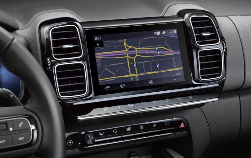 Citroen, basta la voce per gestire diverse funzioni a bordo