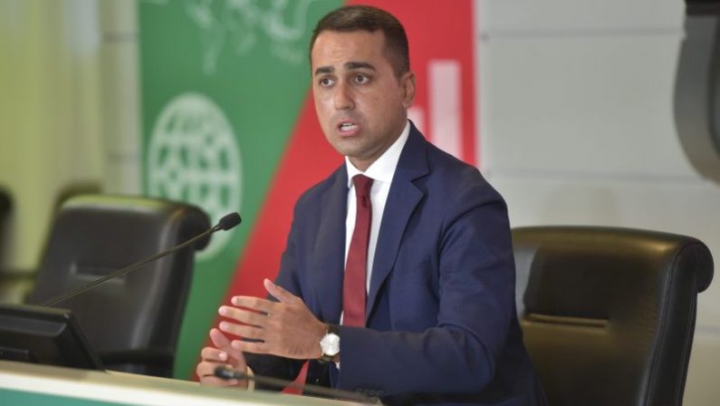 Taglio parlamentari, Luigi Di Maio: «Dopo il referendum normalizzare gli stipendi dei politici»