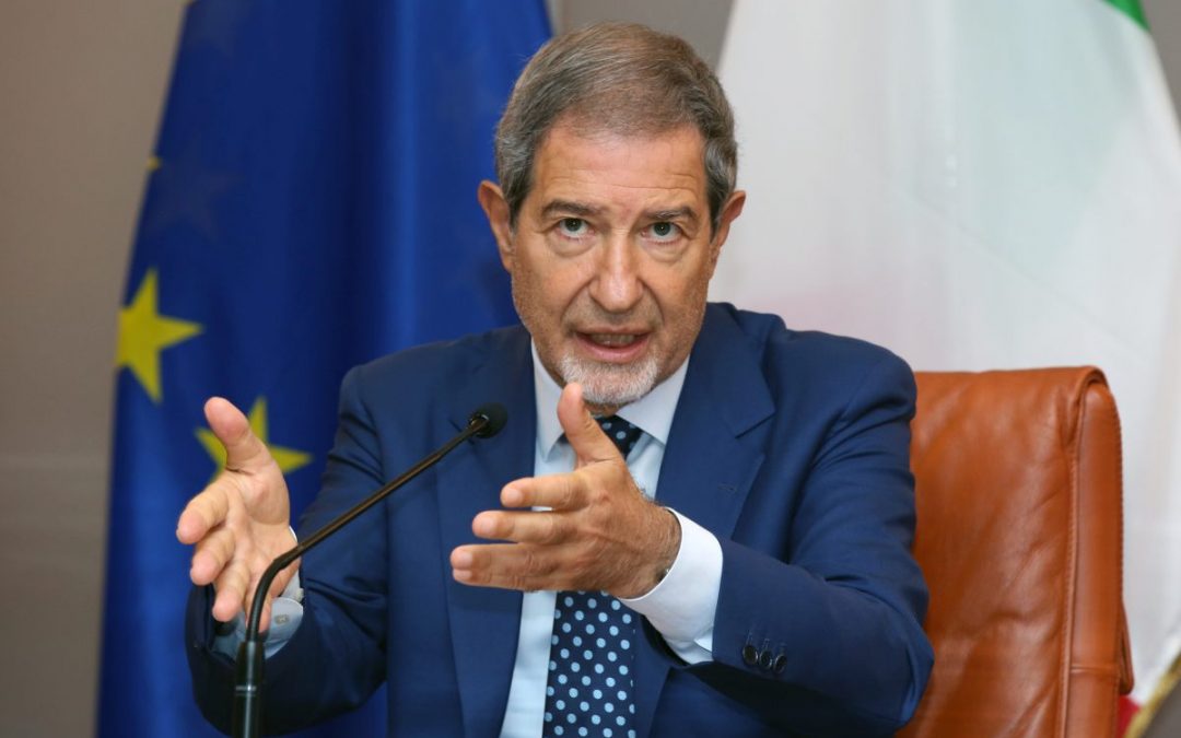 Musumeci “Migranti via da Sicilia”, Viminale “Competenza è nazionale”