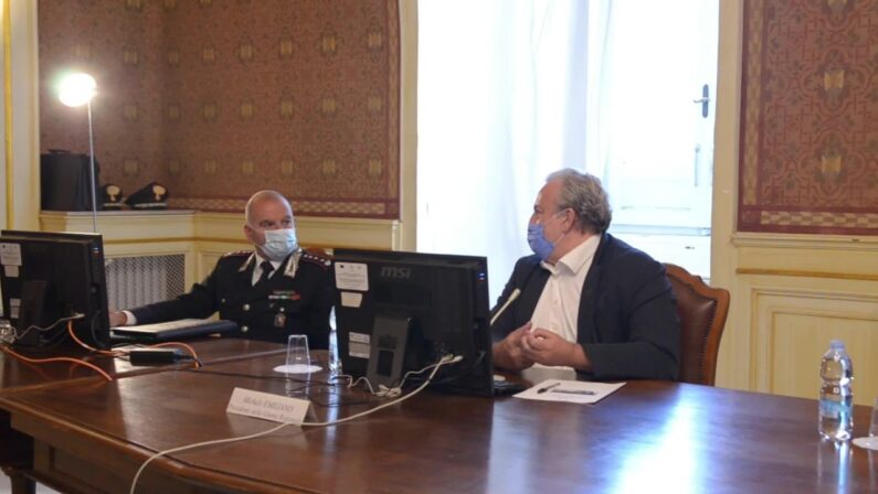 Coronavirus, Emiliano “Intensificare controlli in spiagge e Movida”
