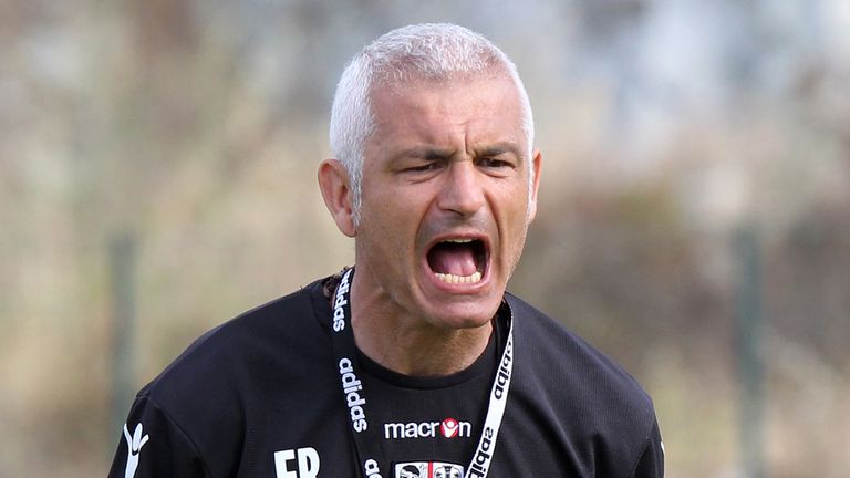 Vibonese, Caffo verso l’incarico di manager all’inglese a Fabrizio Ravanelli. La smentita (di rito) di Penna Bianca