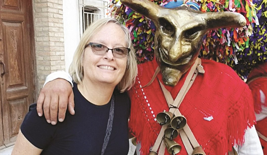 Karen Haid a Tricarico per il raduno delle maschere