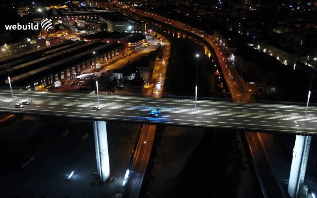 In volo di notte sul nuovo ponte di Genova, aperto al traffico
